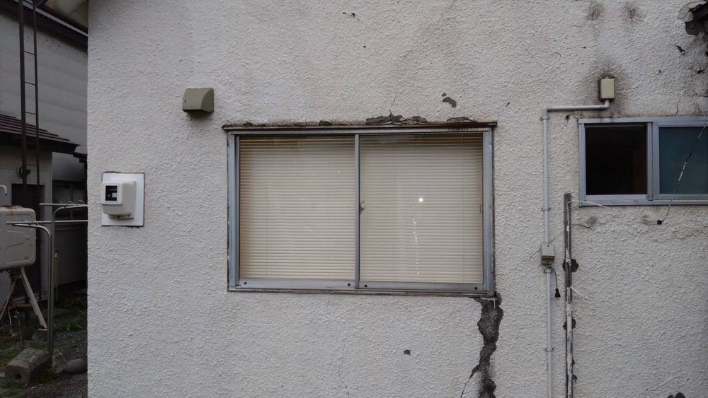 ブラインド（外側から）